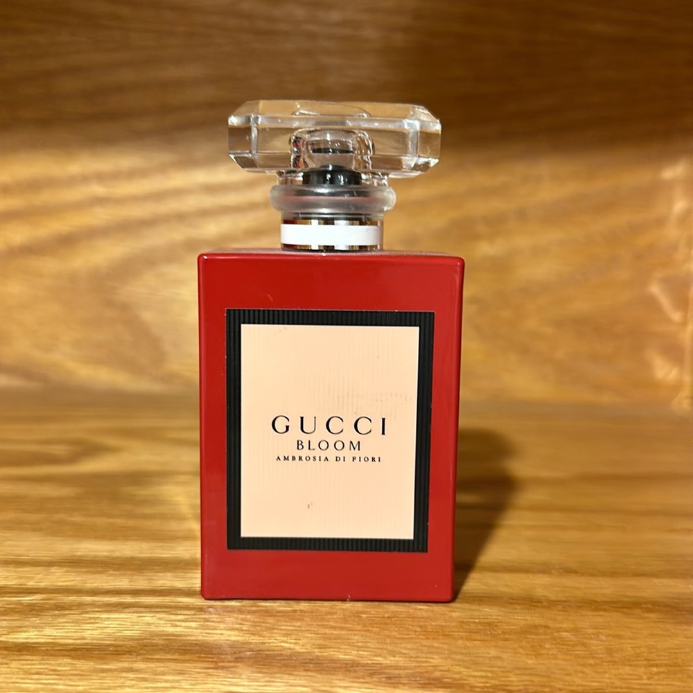 Woman’s Gucci perfume, 98% full